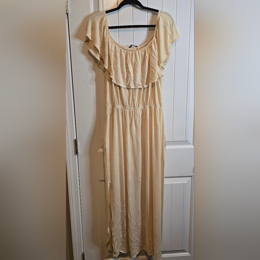 Annabelle Long Off Tje Shoulder Dress- 2XL